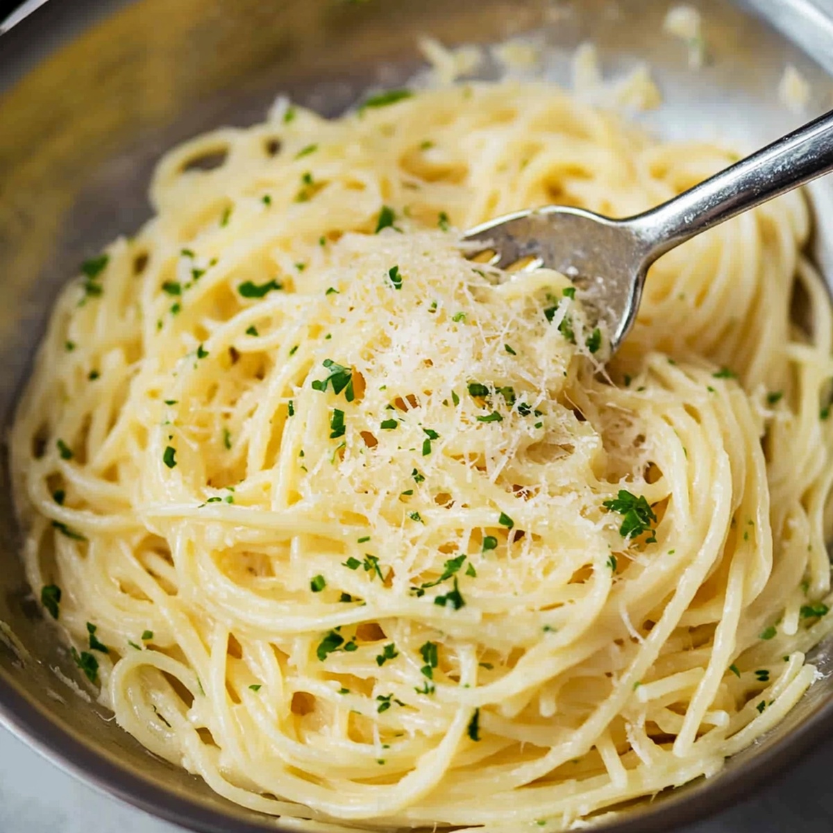 Creamy Garlic Parmesan Pasta Recipe