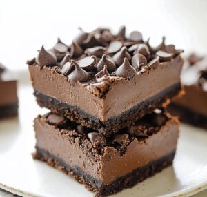 Smooth Chocolate No Bake Cheesecake Bars Recipe
