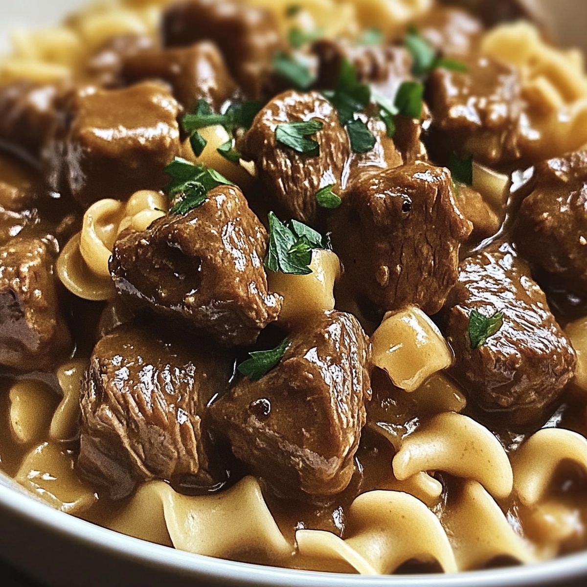 Crockpot Beef Tips & Noodles Recipe