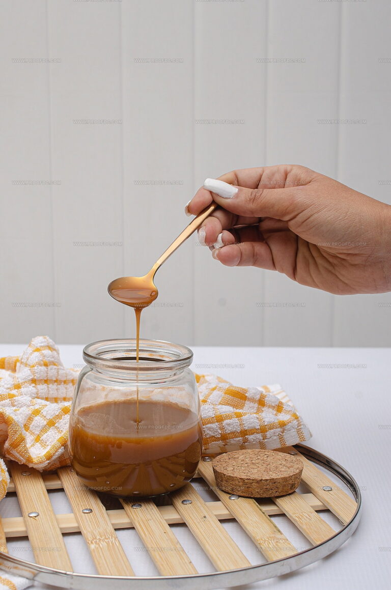 What Does Dulce De Leche Taste Like? A Sweet Caramel Wonderland!