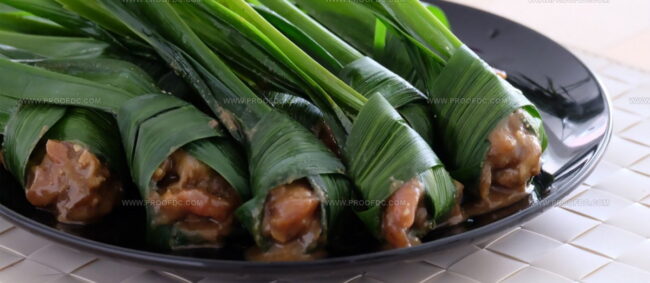 Thai Pandan Chicken (Kai Ho Bai Toei)